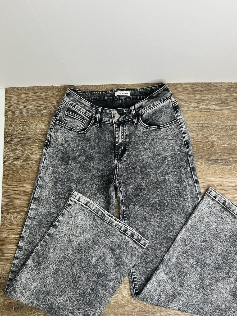 Fire & Rain Acid Wash Wide Leg Jeans Gray Black Size 5